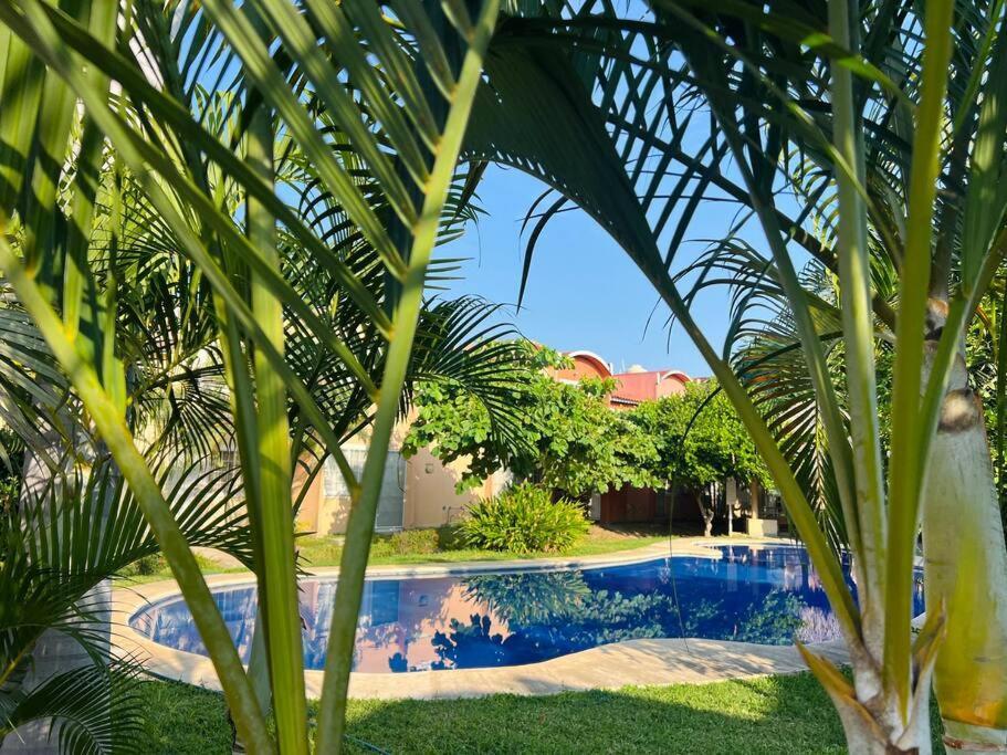 익스타파 Casa Con Alberca A 8 Min De Playa 아파트 외부 사진