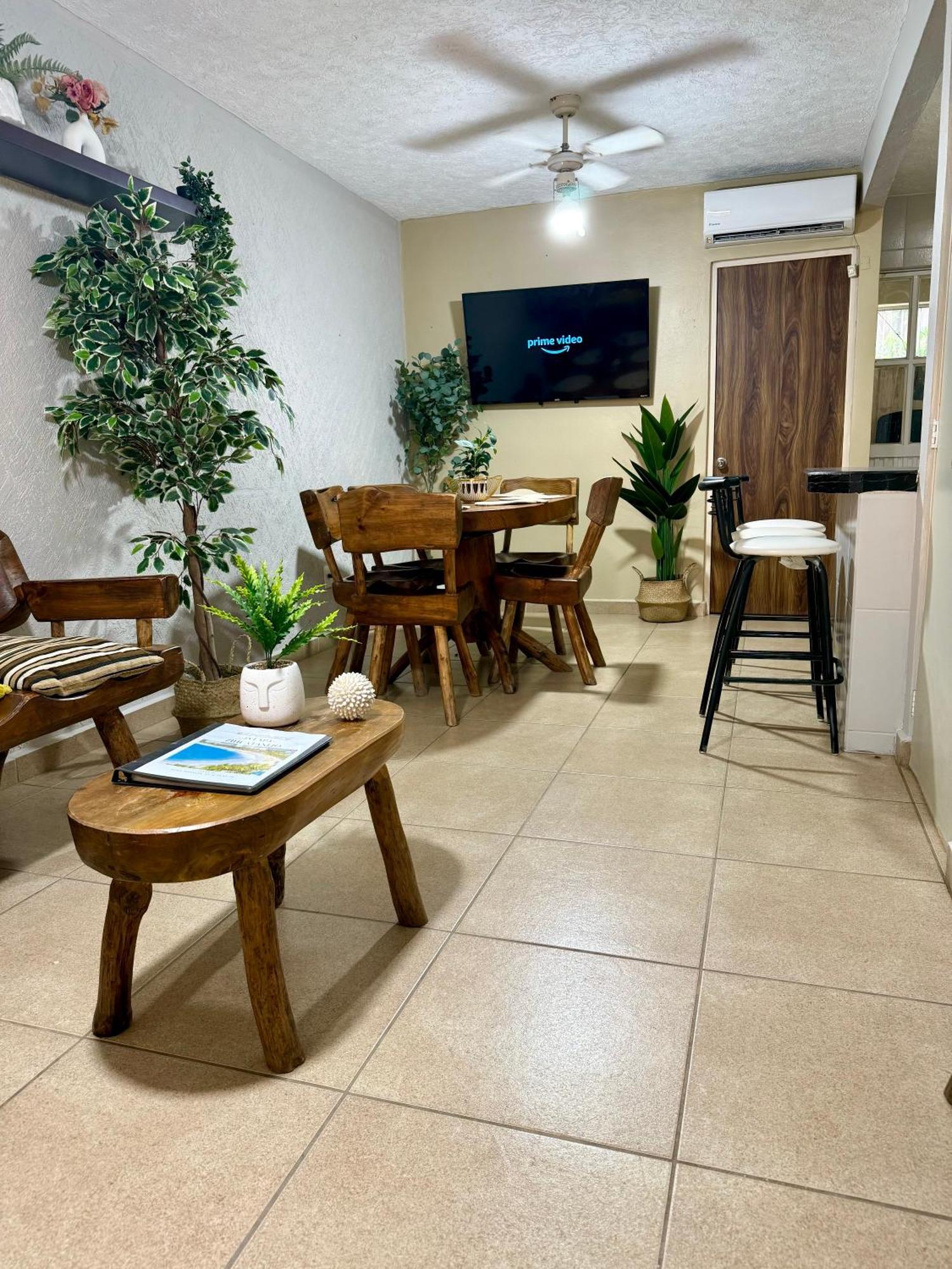 익스타파 Casa Con Alberca A 8 Min De Playa 아파트 외부 사진